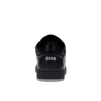 "B27" Low Sneaker